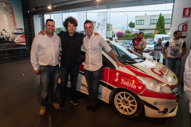 019 presentacin porsche 2010 ares racing 041